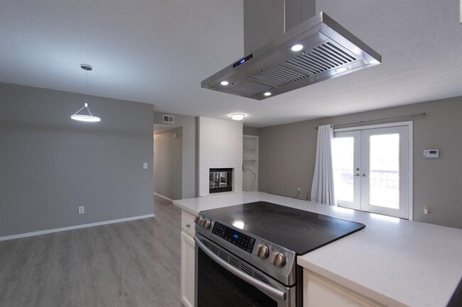 property at 3200 W Britton Rd