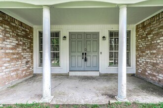 27210 Jimmy Ln in Conroe, TX - Building Photo - Building Photo