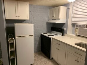 2800 N Pine Grove Ave, Unit 1i in Chicago, IL - Foto de edificio - Building Photo