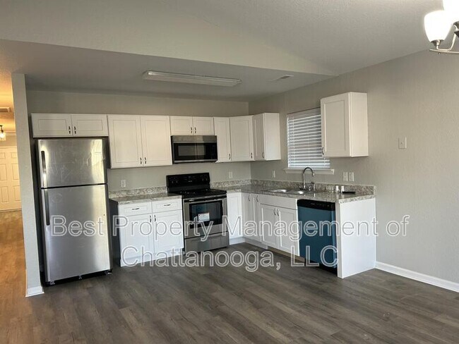 862 N Orchard Knob Ave in Chattanooga, TN - Building Photo - Building Photo