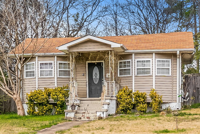 property at 5632 6th Ave S