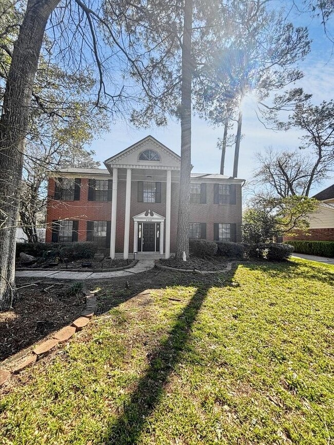 property at 4330 Meadow Springs Dr
