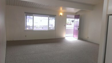 347 Hawthorne St-Unit -347 in Monterey, CA - Building Photo - Building Photo