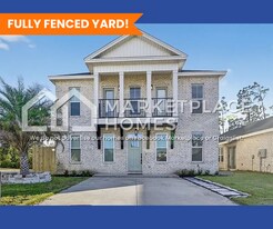 3532 Mill Point Cove in Panama City, FL - Building Photo