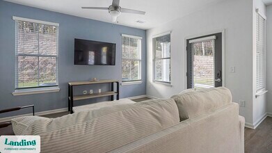 2800 Milan Ct, Unit 114 in Birmingham, AL - Building Photo - Building Photo