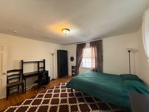 5406 Shoemaker Farm Ln in Chevy Chase, MD - Building Photo - Building Photo