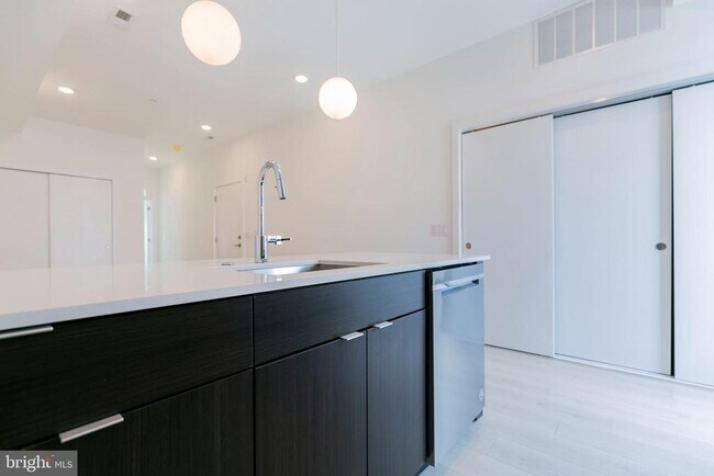 1242 LeCount St in Philadelphia, PA - Building Photo - Building Photo