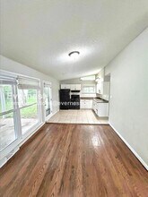 1130 Trampe Ave in St. Louis, MO - Building Photo - Building Photo