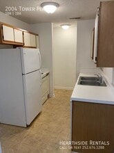 2004 Tower Pl in Greenville, NC - Building Photo - Building Photo