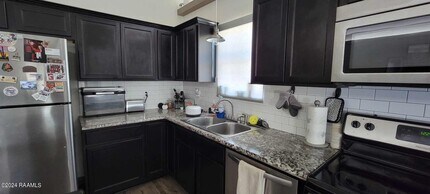 1400 General Mouton Ave in Lafayette, LA - Building Photo - Building Photo