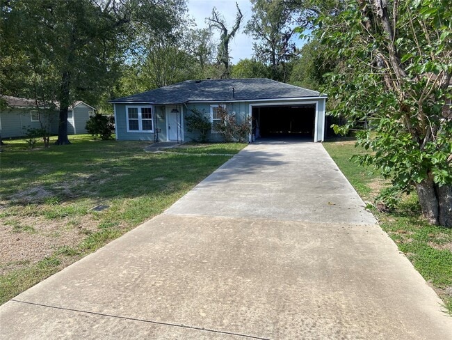 property at 2103 Holly Dr