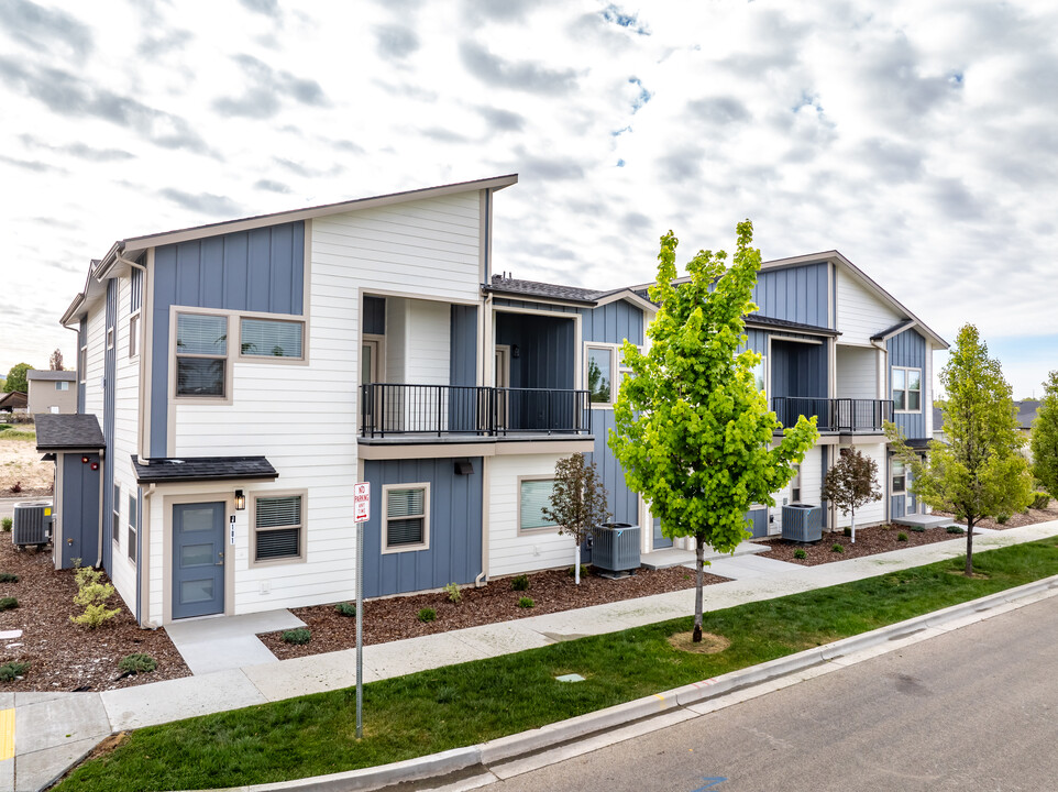 Movado Estates in Boise, ID - Building Photo