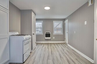 164 6th St in Hoboken, NJ - Building Photo - Building Photo