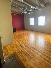 705 Main St in Houston, TX - Building Photo - Building Photo