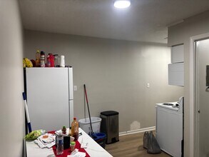 807 Washington Ave in Columbia, MO - Building Photo - Building Photo