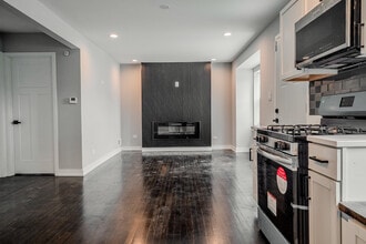 9318 S Peoria St in Chicago, IL - Building Photo - Building Photo