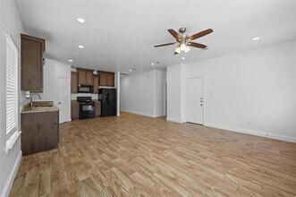 1714 Oneal St in Greenville, TX - Building Photo - Building Photo