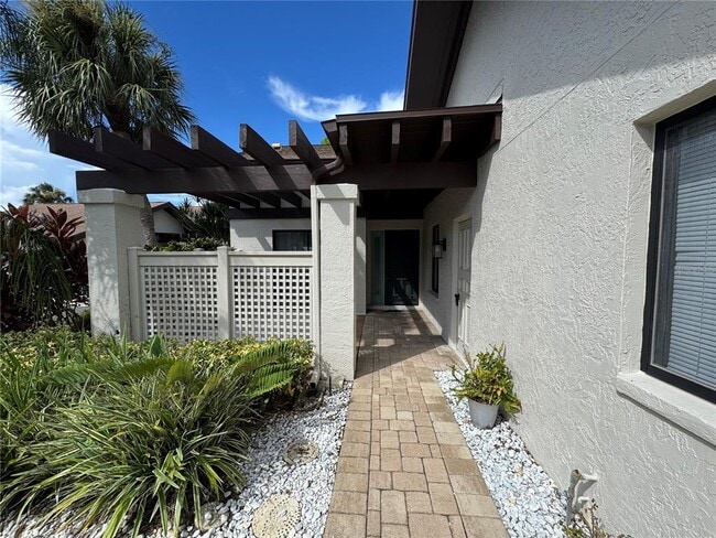 3145 Windrush Bourne in Sarasota, FL - Building Photo - Building Photo