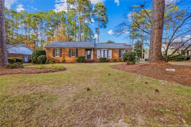 2818 Millbrook Rd in Fayetteville, NC - Building Photo - Building Photo