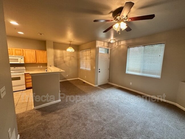 2845 Willow Tree Ln in Fort Collins, CO - Building Photo - Building Photo