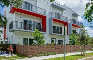 1813 Madison St in Hollywood, FL - Building Photo