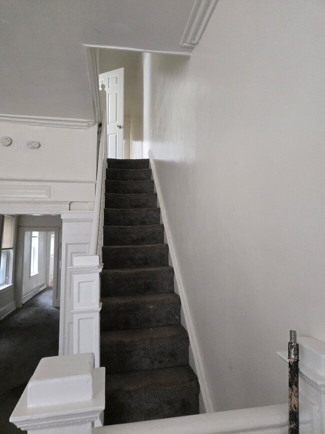 property at 1935 N Van Pelt St