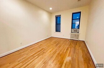 1590 York Ave in New York, NY - Building Photo - Building Photo