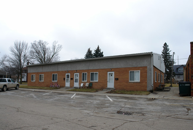 306 E Lincoln Way in Jefferson, IA - Building Photo - Building Photo