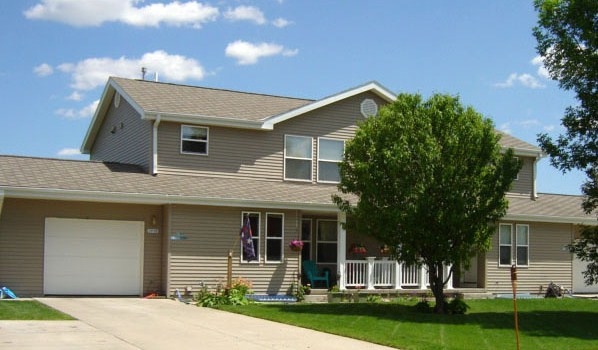 Grand Forks AFB Homes in Grand Forks Air Force Base, ND - Building Photo