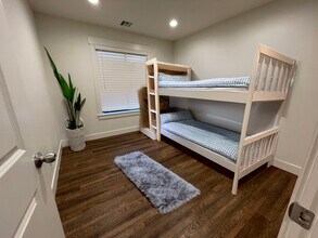 6893 S Countrywoods Cir, Unit 10 in Midvale, UT - Building Photo - Building Photo