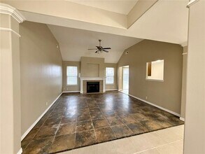 3108 S G St in Rogers, AR - Foto de edificio - Building Photo