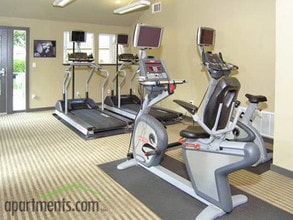 The Seasons Apartments in San Ramon, CA - Building Photo - Interior Photo