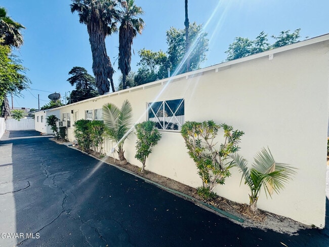 property at 14756 Lemay St