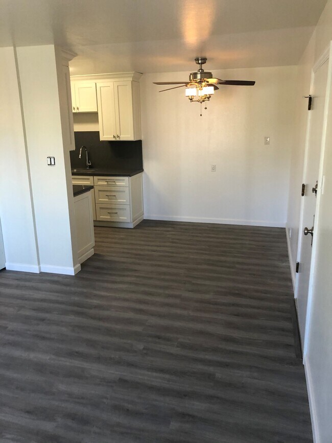 516 Buena Vista Ave in Alameda, CA - Building Photo - Building Photo