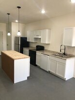 22432 Matins Ln, Unit 22420 in Mineola, TX - Building Photo