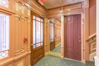 199 Commonwealth Ave, Unit B in Boston, MA - Building Photo - Building Photo