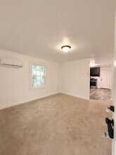 110-116 Dobbs St in Greenville, SC - Building Photo - Building Photo