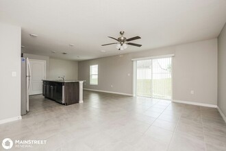 105 Violet Ct in Poinciana, FL - Building Photo - Building Photo