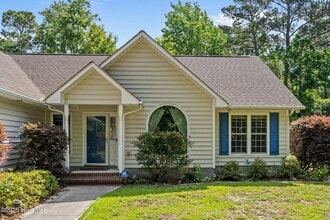 331 Long Leaf Dr in Hampstead, NC - Building Photo - Building Photo