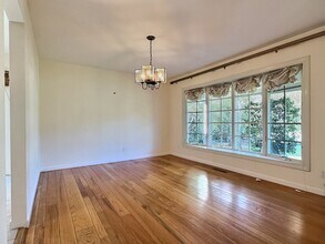 1315 Sunrise Ct in Los Altos, CA - Building Photo - Building Photo