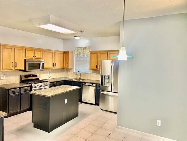 4019 Mission Valley Dr in Missouri City, TX - Building Photo - Building Photo