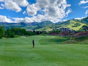 4087 Worthington Dr in Park City, UT - Building Photo - Building Photo