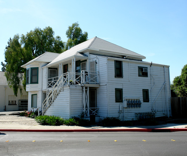 1930 Concord Ave in Concord, CA - Building Photo - Building Photo