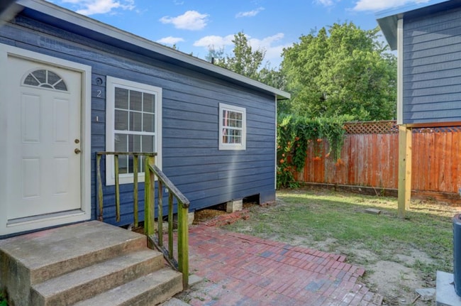 808 Oakhurst St in Houston, TX - Foto de edificio - Building Photo