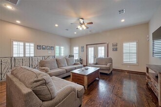 1426 W 21st St in Houston, TX - Foto de edificio - Building Photo