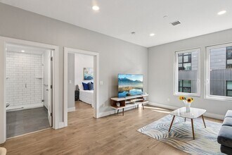 610 Rutherford Ave in Boston, MA - Building Photo - Building Photo