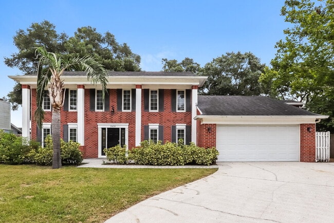 property at 2430 Arborwood Dr