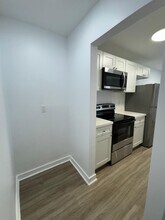 814 Tiffany Dr W in West Palm Beach, FL - Building Photo - Building Photo