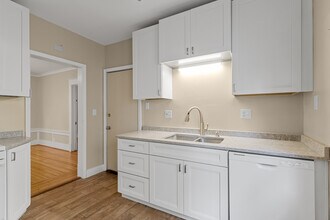 275 Sterling Ave in Buffalo, NY - Building Photo - Building Photo