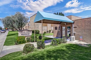 Cielo Vista Apartments in Indio, CA - Building Photo